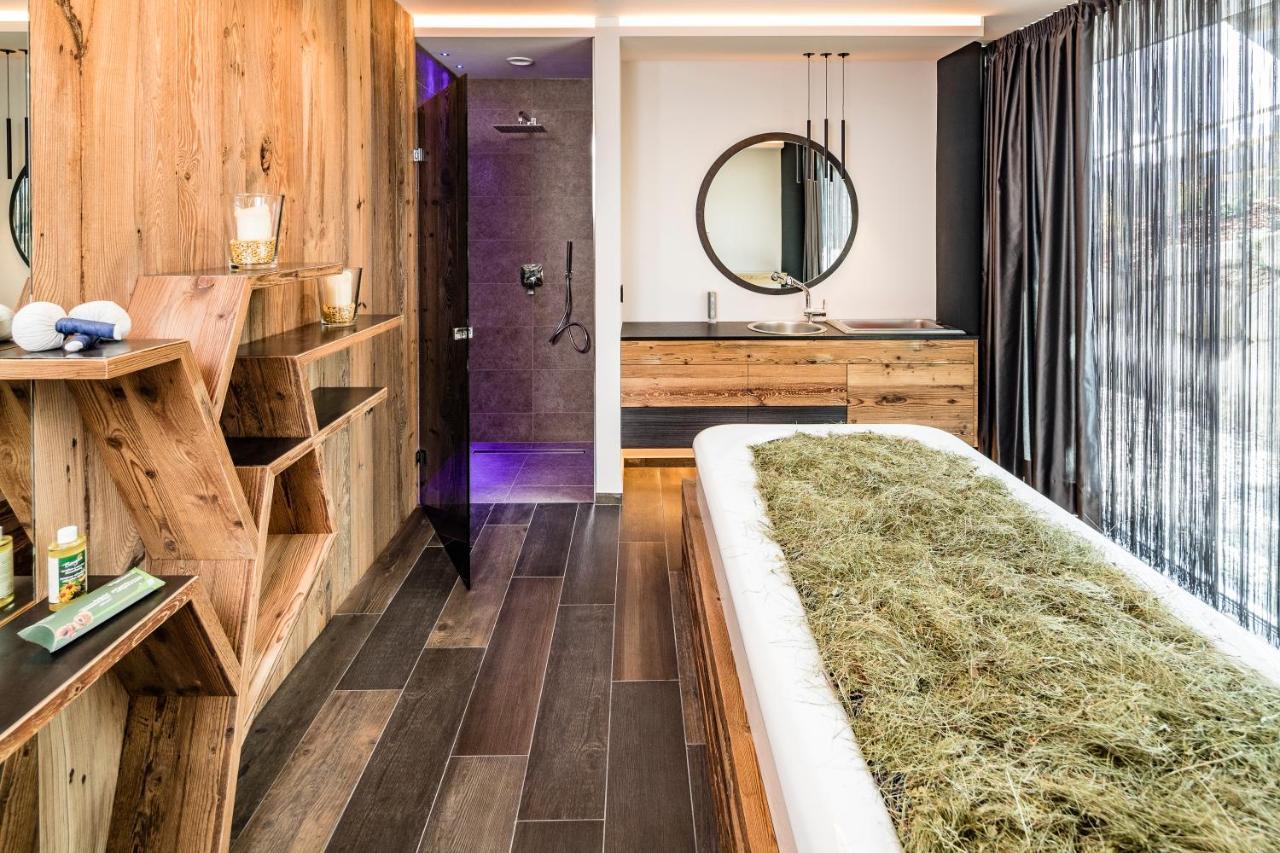Sonnenberg Panorama Dolomites Wellbeing Otel Maranza Dış mekan fotoğraf